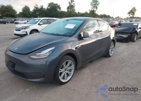 2022 Tesla Model Y Long Range Dual Motor All-Wheel Drive from USA, damaged, VIN 7SAYGDEE6NA011670